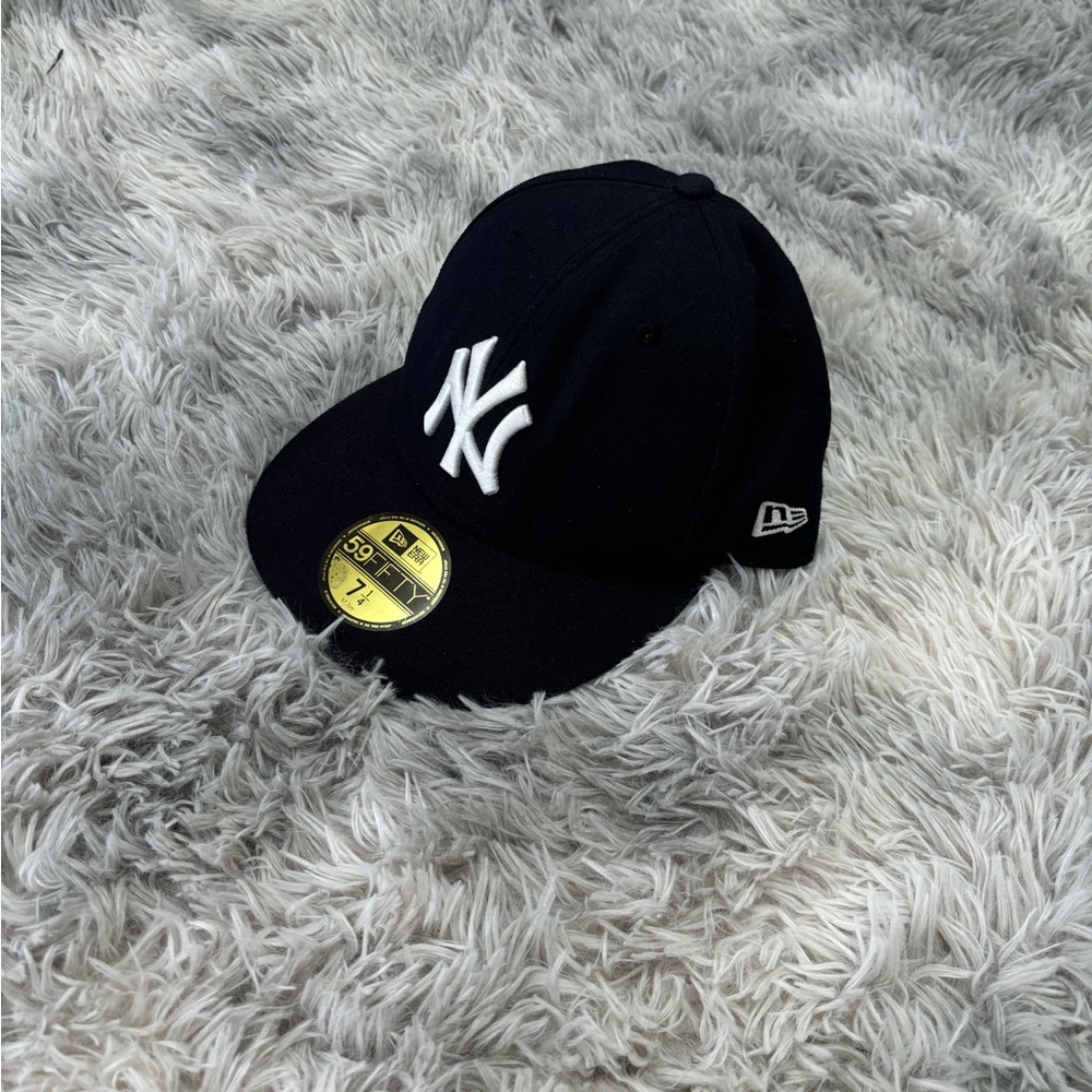 New Era hat worn 2 times - Picture 1 of 1